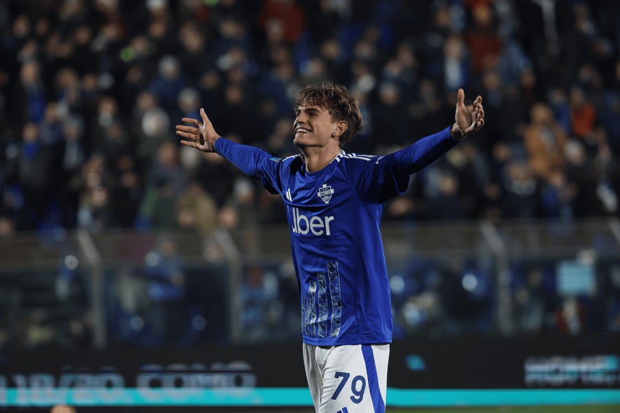 Frosinone vs Como: dos equipos que quieren seguir mirando hacia arriba