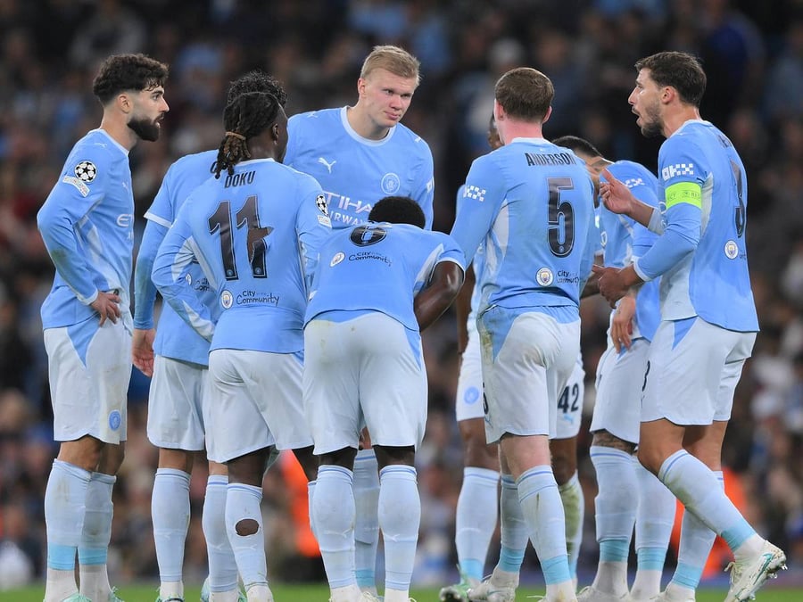 El City busca reaccionar tras el golpe del PSG y recibe al AEK Atenas