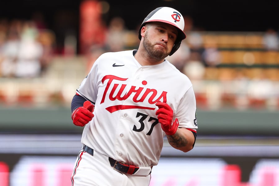 Crónica y balance: Víctor Caratini pone punto final a una batalla de 13 entradas en Target Field