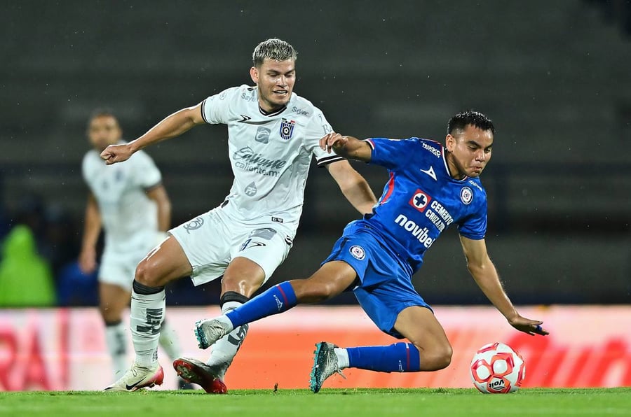 Querétaro vs. Cruz Azul: la Máquina acelera, pero en Querétaro hay muchos topes