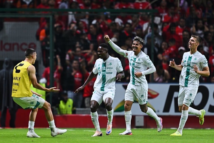Noche de Champions en Torreón: Santos y Querétaro llegan enrachados
